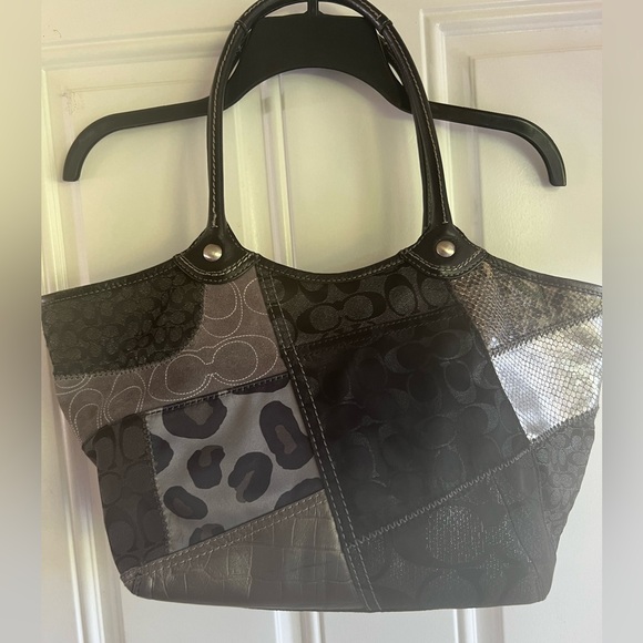 Coach Bags - Picture 5 of 9